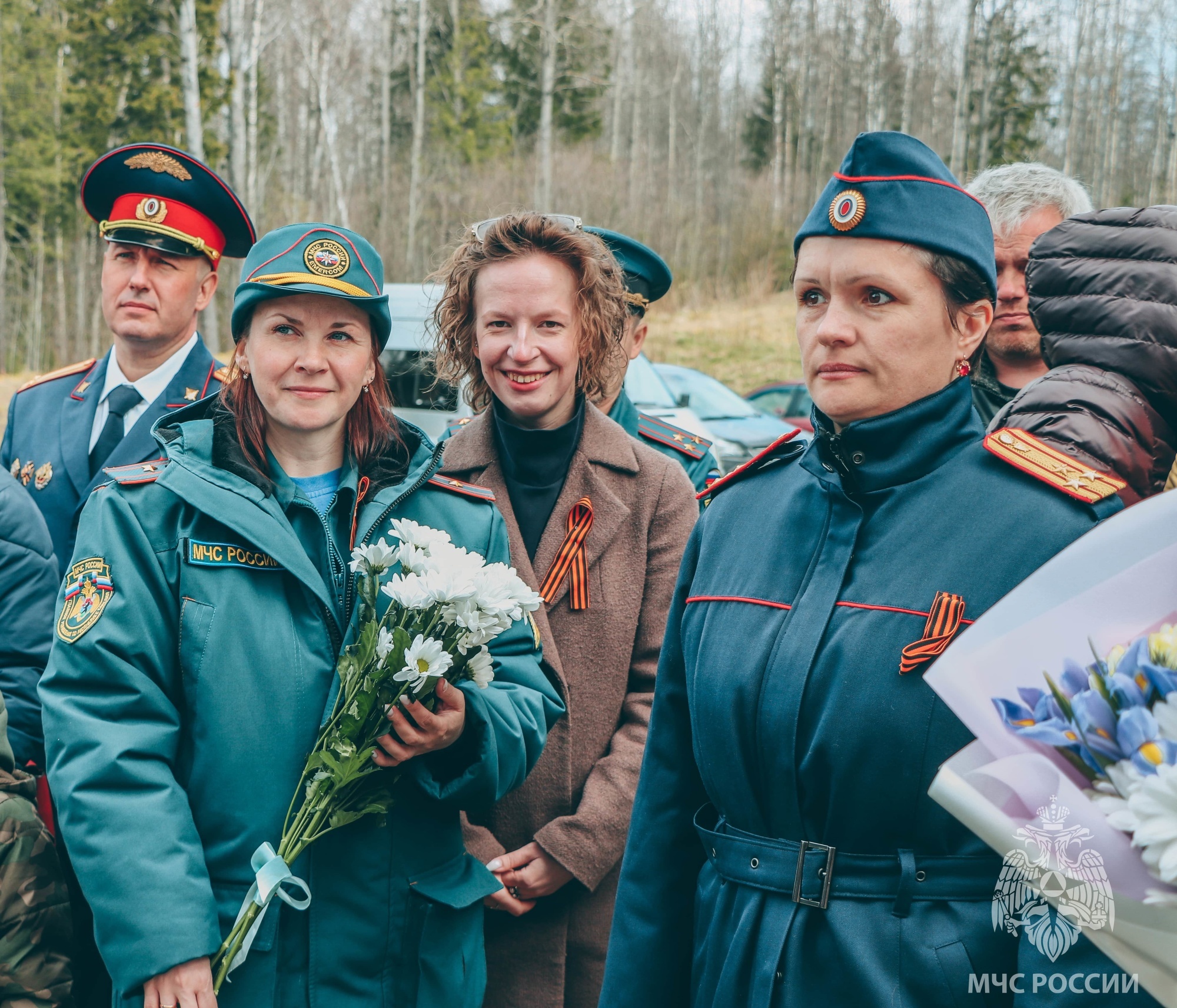 Дорогие ветераны, мы есть благодаря вашей победе! - Новости - Главное  управление МЧС России по Республике Карелия